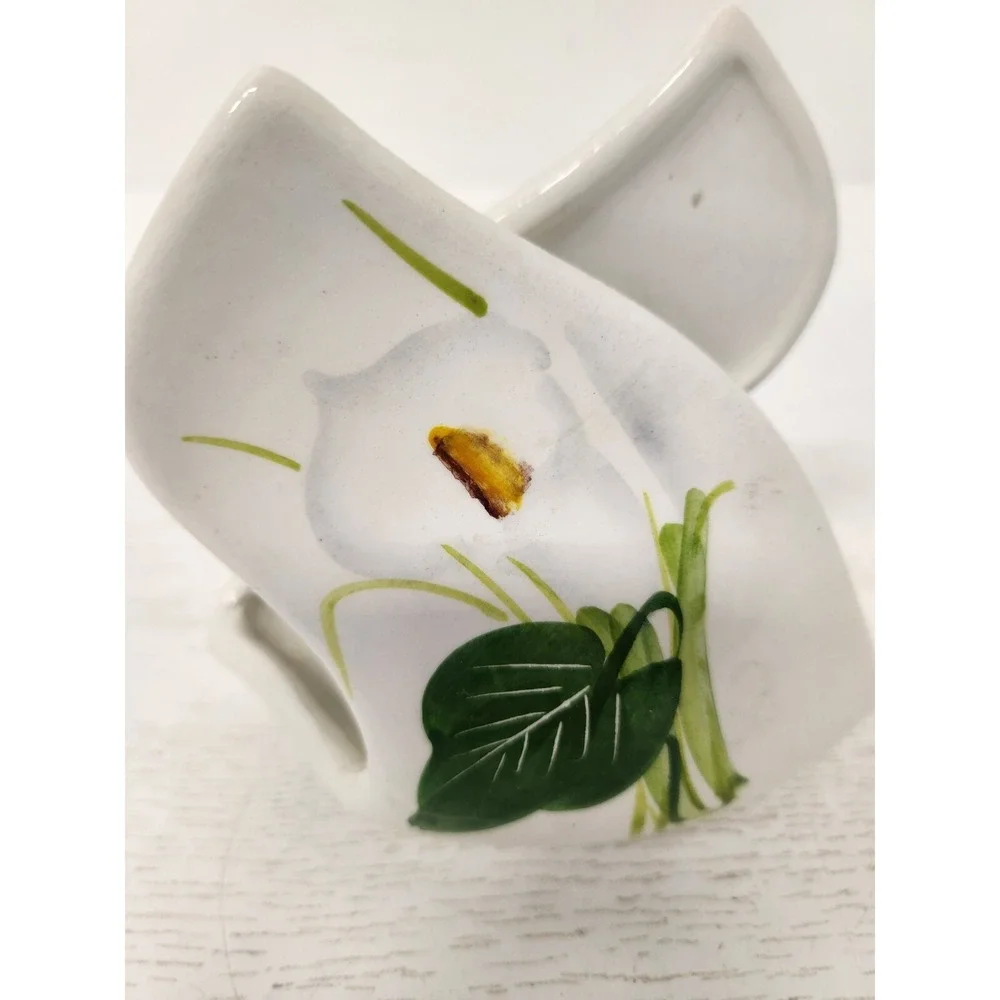 VTG White Lilly Floral Asymmetric Napkin Holder‎ Ceramic Italian Pottery Cottage